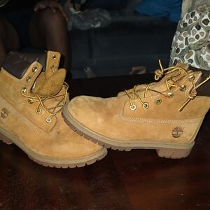 Timberland Classic Wheat Nubuck Boots